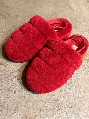 UGG Super Fluff Sling Back Slippers